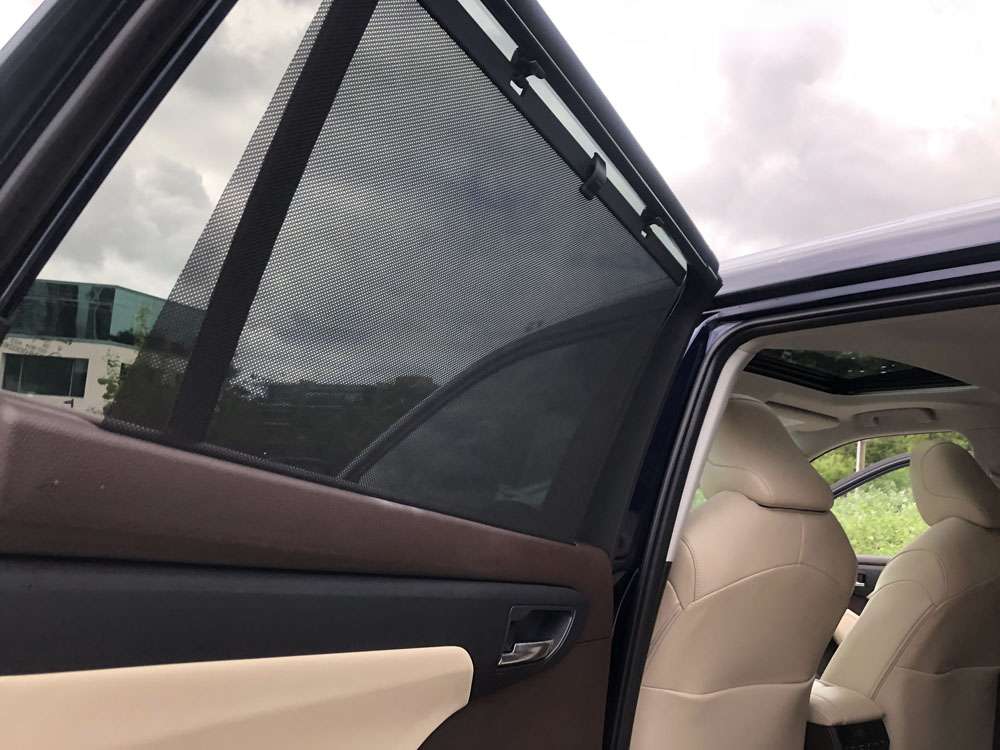 2021-Highlander-Hybrid-XLE-Blueprint-built-in-sunshade