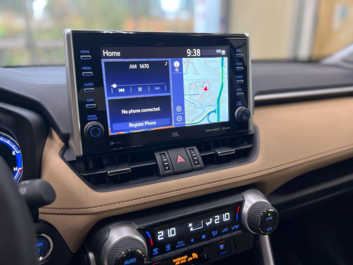 2022-rav4-hybrid-touch-screen-display