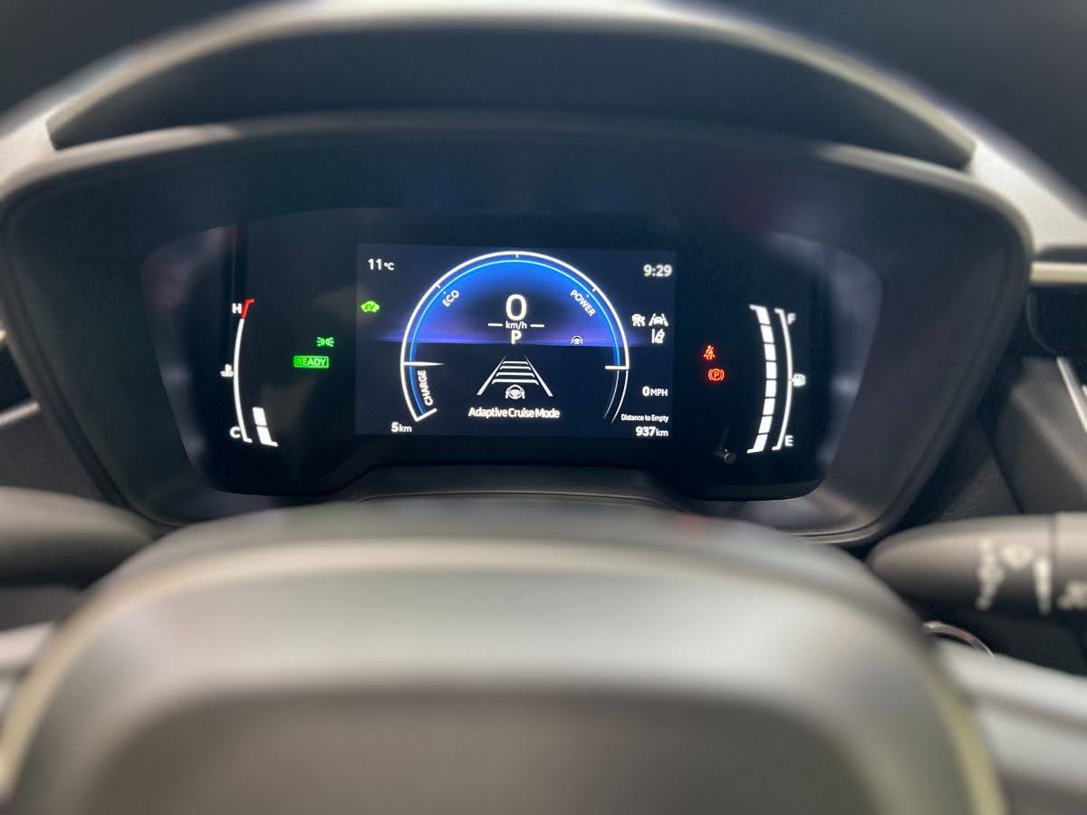 2023 corolla hybrid dashboard display