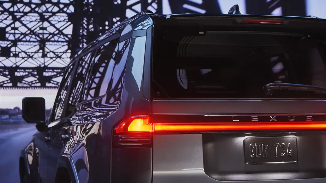 2024-lexus-gx-teaser-shows-even-more-of-the-boxy-suv